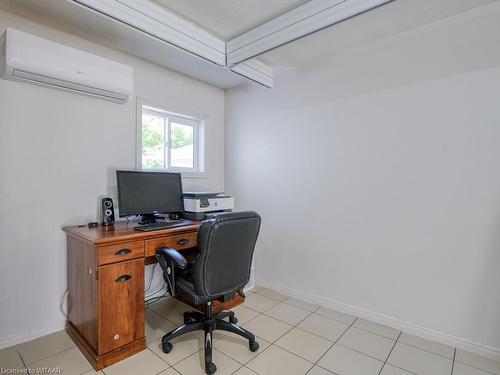 10 Pinehurst Drive, Woodstock, ON - Indoor Photo Showing Office