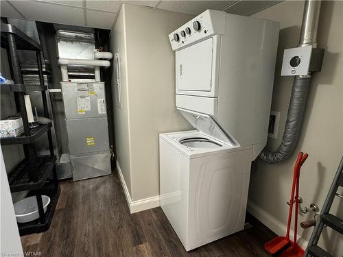 105-8 Centre Street, Norwich, ON - Indoor Photo Showing Laundry Room