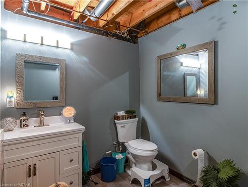 6-179 Ferguson Drive, Woodstock, ON - Indoor Photo Showing Bathroom