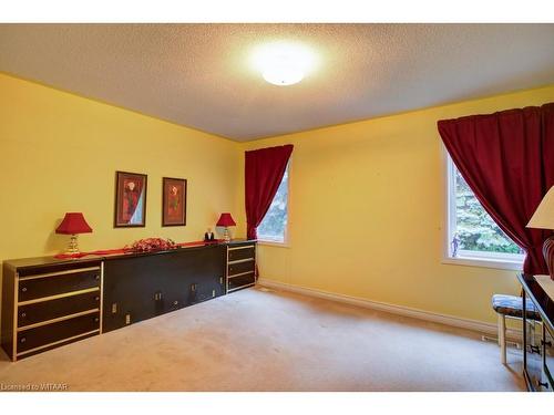 5 Armstrong Drive, Tillsonburg, ON - Indoor