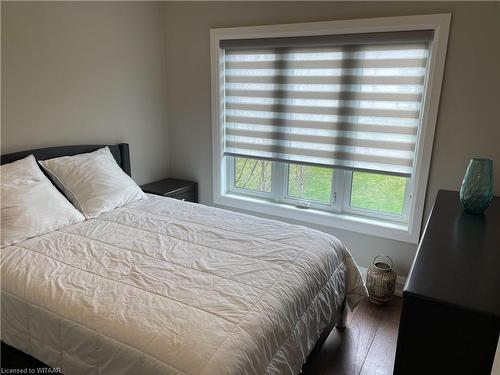 202-5 Wood Haven Drive, Tillsonburg, ON - Indoor Photo Showing Bedroom