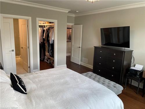 202-5 Wood Haven Drive, Tillsonburg, ON - Indoor Photo Showing Bedroom