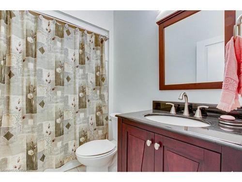 103-5 Wood Haven Drive, Tillsonburg, ON - Indoor Photo Showing Bathroom