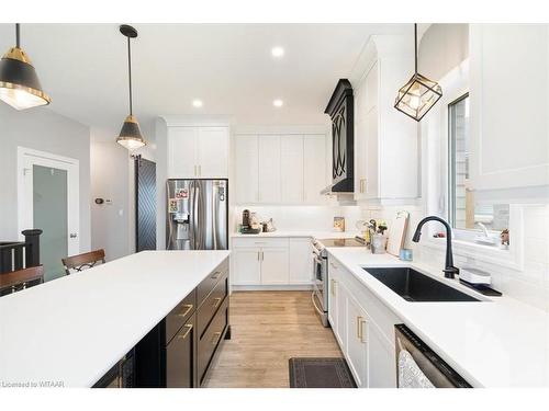 148 Denrich Avenue, Tillsonburg, ON - Indoor Photo Showing Kitchen With Upgraded Kitchen