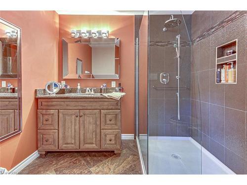 145630 Potters Road, Norwich (Twp), ON - Indoor Photo Showing Bathroom