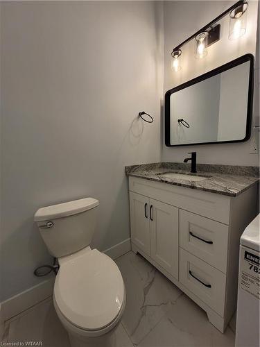 7-14 Glendale Drive, Tillsonburg, ON - Indoor Photo Showing Bathroom