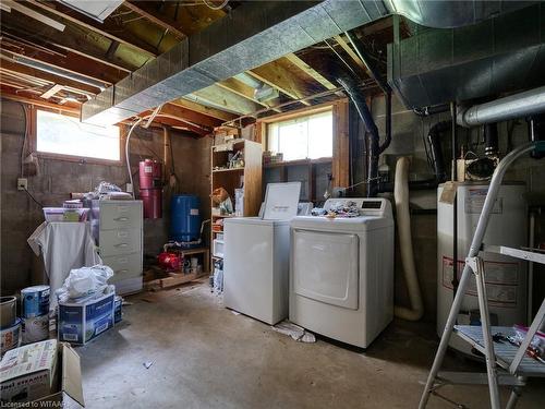 889 Norfolk County Rd 28, Norfolk County, ON - Indoor Photo Showing Laundry Room