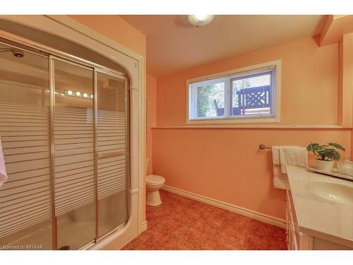 6325 Dundas Street, Thames Centre, ON - Indoor Photo Showing Bathroom