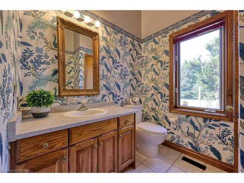 6325 Dundas Street, Thames Centre, ON - Indoor Photo Showing Bathroom