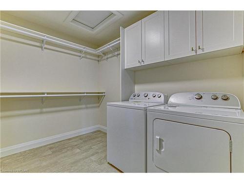 240 Fifth Avenue, Woodstock, ON - Indoor Photo Showing Laundry Room