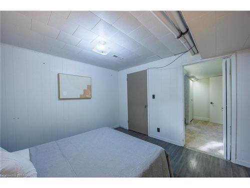 164047 Brownsville Road, South-West Oxford (Twp), ON - Indoor Photo Showing Bedroom