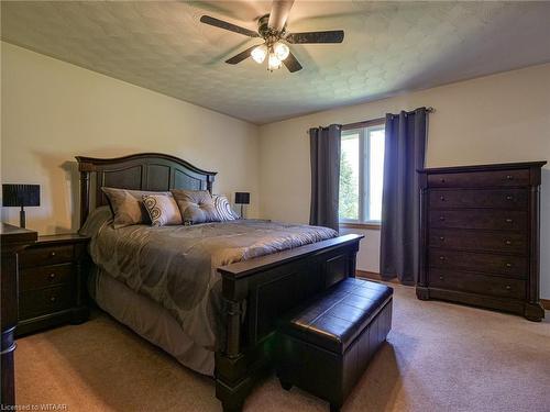 916 Norfolk County Road 28, Norfolk County, ON - Indoor Photo Showing Bedroom