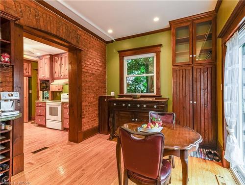 31 Bay Street, Woodstock, ON - Indoor Photo Showing Dining Room