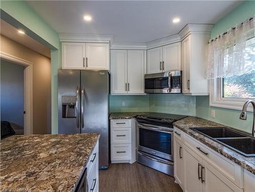 980 Devonshire Avenue, Woodstock, ON - Indoor Photo Showing Kitchen With Double Sink