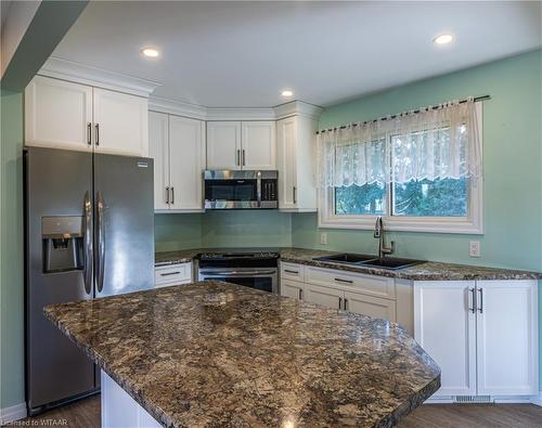 980 Devonshire Avenue, Woodstock, ON - Indoor Photo Showing Kitchen With Double Sink With Upgraded Kitchen