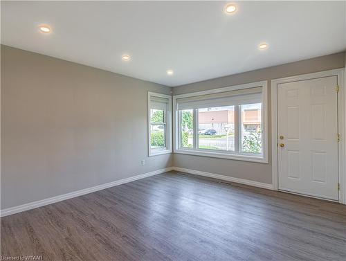 980 Devonshire Avenue, Woodstock, ON - Indoor Photo Showing Other Room