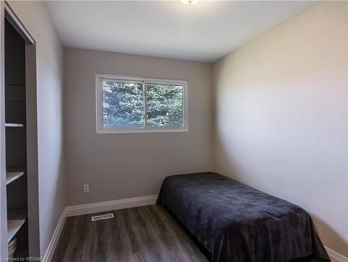 980 Devonshire Avenue, Woodstock, ON - Indoor Photo Showing Bedroom