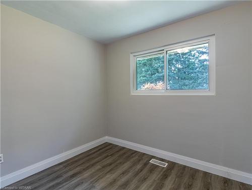 980 Devonshire Avenue, Woodstock, ON - Indoor Photo Showing Other Room