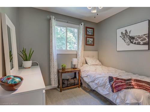 138 Dover Street, Woodstock, ON - Indoor Photo Showing Bedroom