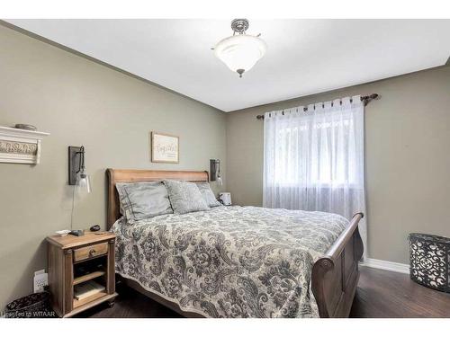 8 Woodcock Drive, Tillsonburg, ON - Indoor Photo Showing Bedroom