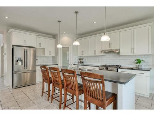 59 Hollingshead Road, Ingersoll, ON - Indoor Photo Showing Kitchen With Double Sink With Upgraded Kitchen