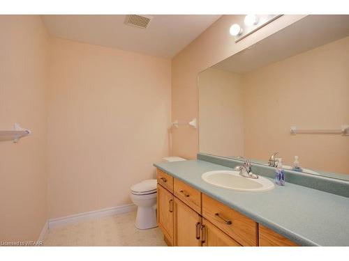 18 Brasher Drive, Tillsonburg, ON - Indoor Photo Showing Bathroom