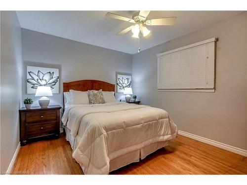 43 Clarke Street N, Woodstock, ON - Indoor Photo Showing Bedroom