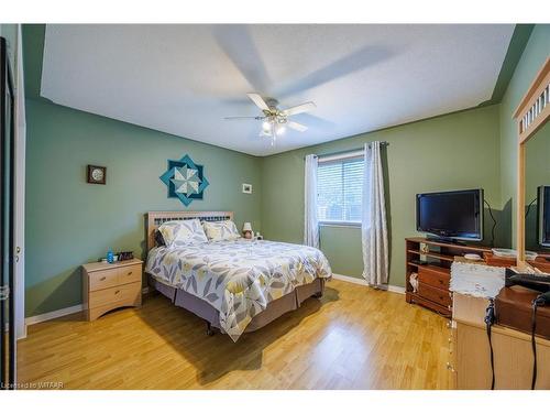 80 Beckett Boulevard, Tillsonburg, ON - Indoor Photo Showing Bedroom