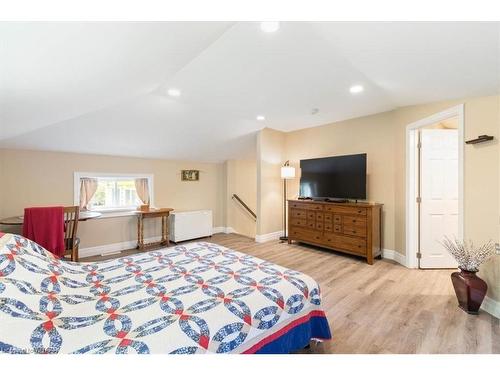 2148 Cromarty Drive, Thames Centre, ON - Indoor Photo Showing Bedroom