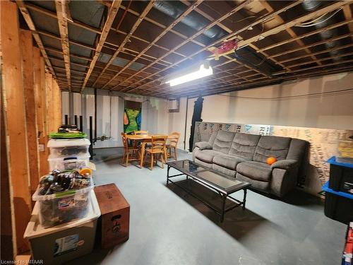 30 Ridge Boulevard, Tillsonburg, ON - Indoor Photo Showing Basement