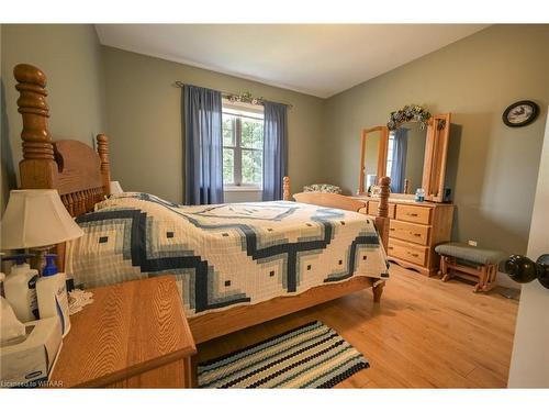 1605 N Wal-Middleton Townline Road, Delhi, ON - Indoor Photo Showing Bedroom