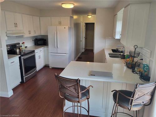 9 Nelson Street, Tillsonburg, ON - Indoor Photo Showing Kitchen