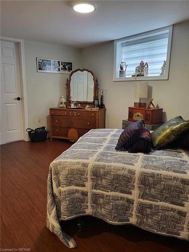 9 Nelson Street, Tillsonburg, ON - Indoor Photo Showing Bedroom