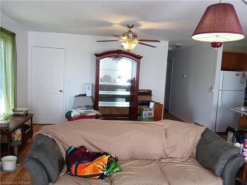 669 Main Street, Woodstock, ON - Indoor Photo Showing Bedroom