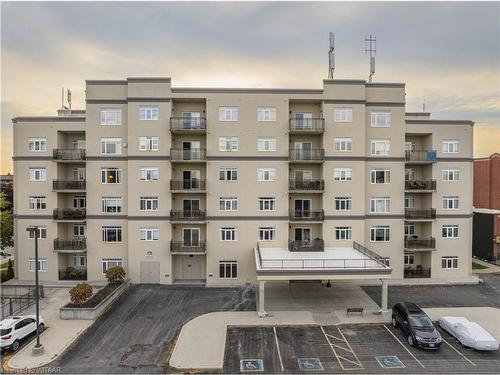 408-80 Bridge Street E, Tillsonburg, ON - Outdoor With Balcony With Facade