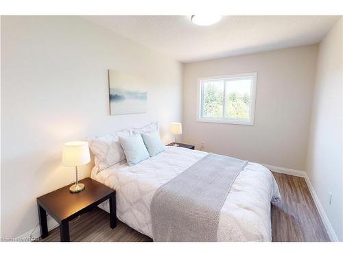 B-135 Wimpole Street, Mitchell, ON - Indoor Photo Showing Bedroom