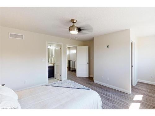 B-135 Wimpole Street, Mitchell, ON - Indoor Photo Showing Bedroom