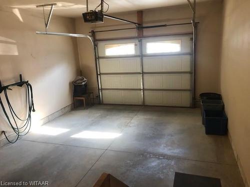 4-45 Lake Margaret Trail, Elgin County, ON - Indoor Photo Showing Garage