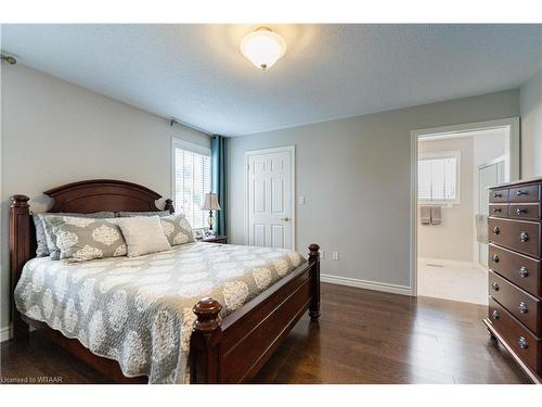 123 Wilson Avenue, Tillsonburg, ON - Indoor Photo Showing Bedroom