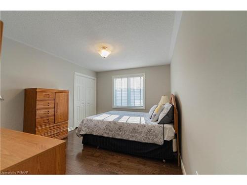 123 Wilson Avenue, Tillsonburg, ON - Indoor Photo Showing Bedroom