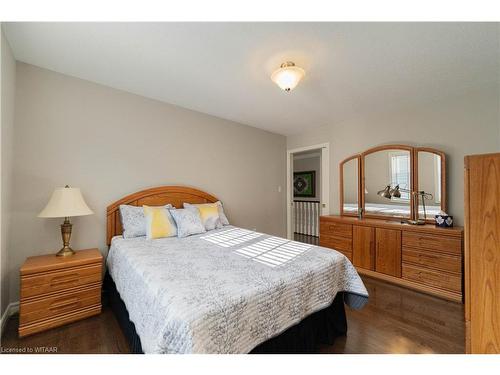 123 Wilson Avenue, Tillsonburg, ON - Indoor Photo Showing Bedroom