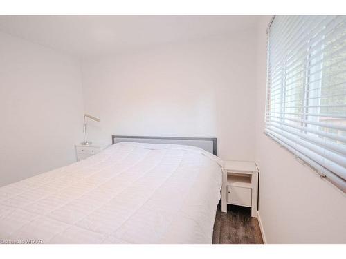 95 Gray Jay Lane, Kearney, ON - Indoor Photo Showing Bedroom