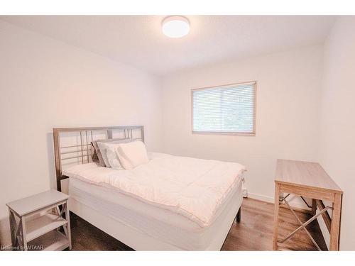 95 Gray Jay Lane, Kearney, ON - Indoor Photo Showing Bedroom