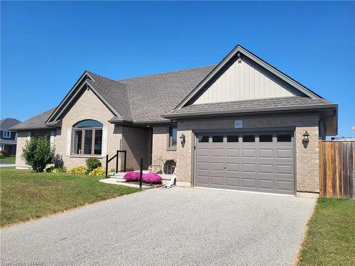 160 Glendale Drive, Tillsonburg, ON - Outdoor With Facade