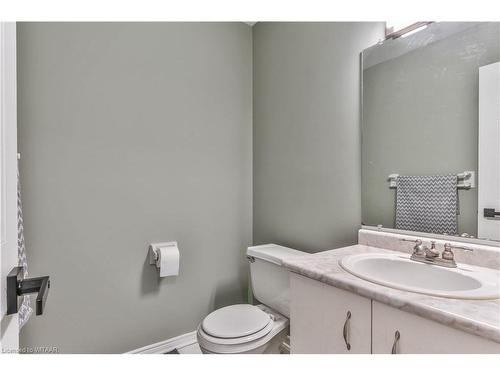 407-95 Baseline Road West, London, ON - Indoor Photo Showing Bathroom