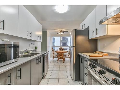 407-95 Baseline Road West, London, ON - Indoor Photo Showing Kitchen With Double Sink