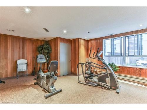 407-95 Baseline Road West, London, ON - Indoor Photo Showing Gym Room