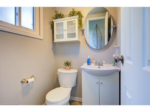 5-470 Springbank Avenue N, Woodstock, ON - Indoor Photo Showing Bathroom