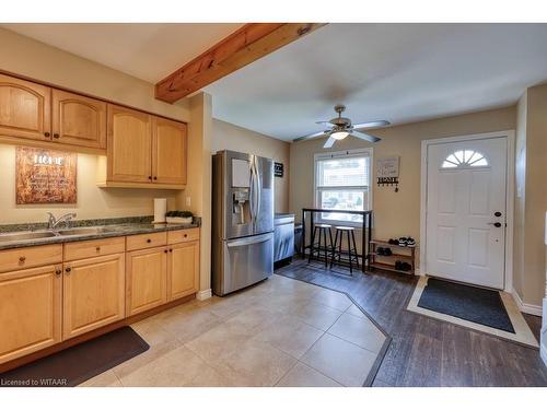 2-144 Concession Street E, Tillsonburg, ON - Indoor Photo Showing Kitchen With Double Sink