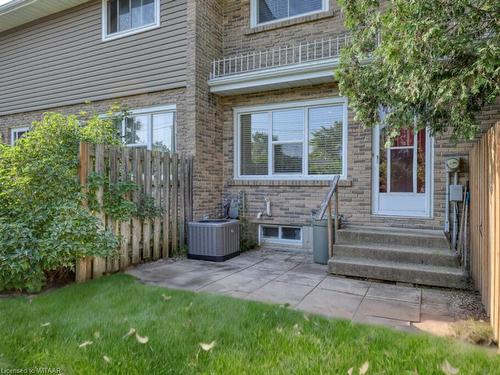 2-144 Concession Street E, Tillsonburg, ON - Outdoor